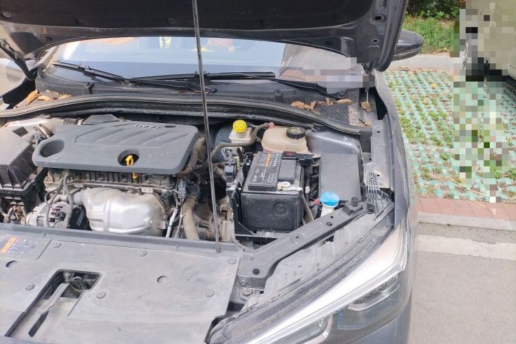 Used Roewe i5 2021 1.5L Manual Diamond Edition Engine Bay Left