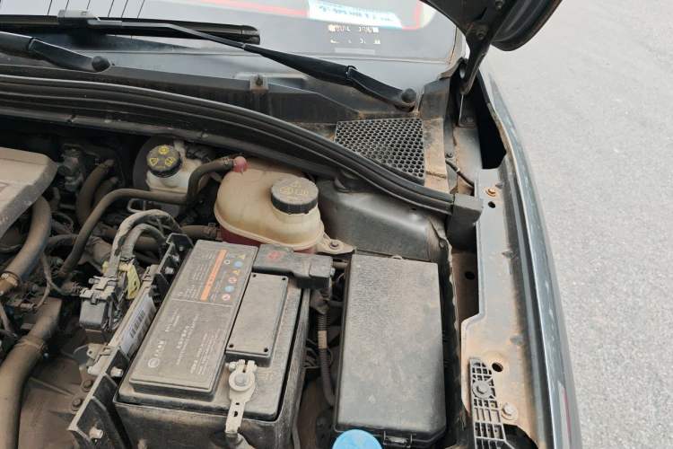 Used Roewe i5 2021 1.5L CVT Assurance Edition Engine Bay Left