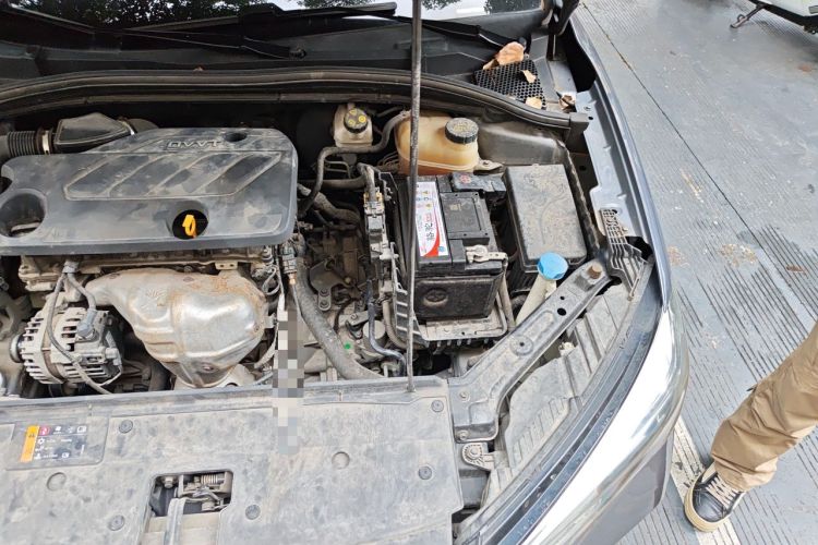 Used Roewe i5 2021 1.5L CVT Starry Edition Engine Bay Left