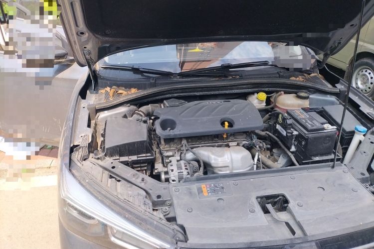 Used Roewe i5 2021 1.5L Manual Diamond Edition Engine Bay Right