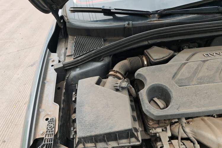 Used Roewe i5 2021 1.5L CVT Assurance Edition Engine Bay Right