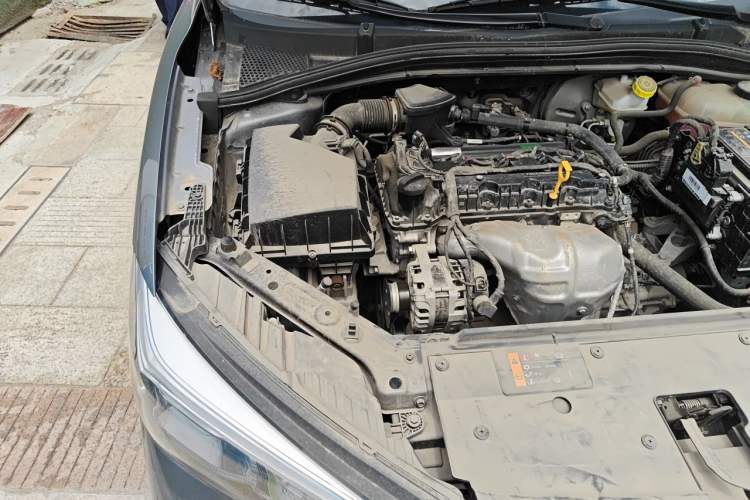 Used Roewe i5 2021 1.5L Manual Platinum Edition Engine Bay Right