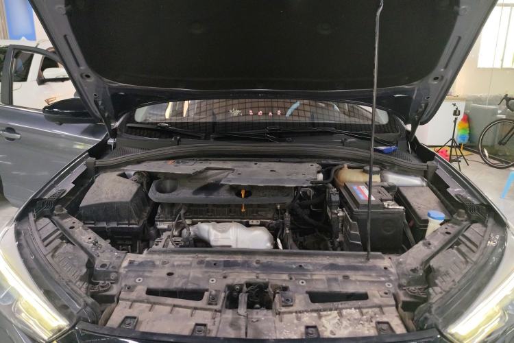 Used Roewe i5 2021 1.5L CVT Diamond Edition Engine Bay