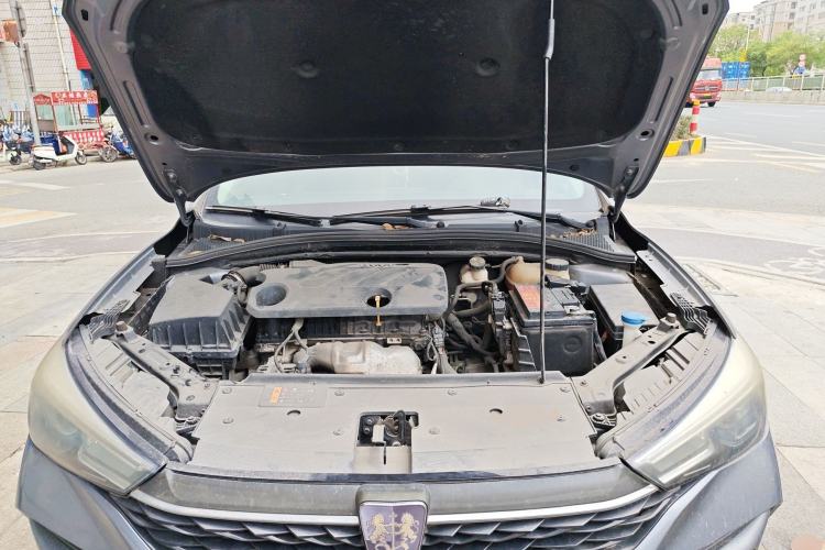 Used Roewe i5 2021 1.5L CVT Diamond Edition Engine Bay