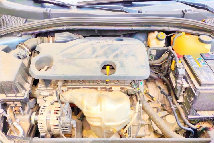 Used Roewe i5 2021 1.5L CVT Diamond Edition Engine Bay