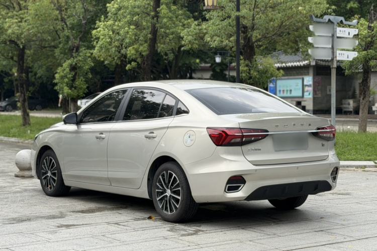 Used Roewe i5 2021 1.5L CVT Diamond Edition Exterior 3