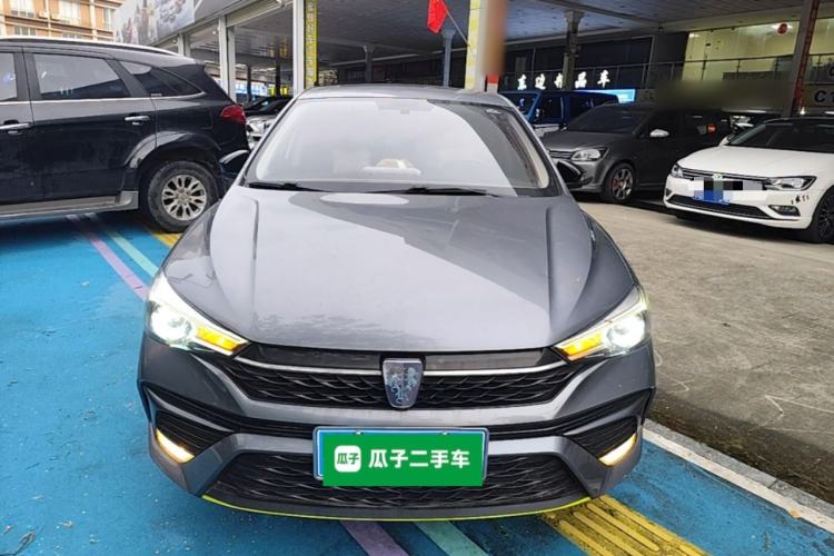 Used Roewe i5 2021 1.5L CVT Diamond Edition Front