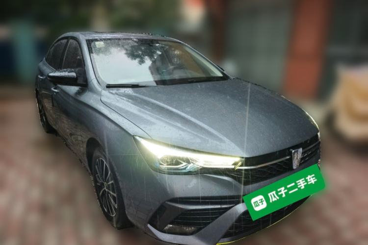Used Roewe i5 2021 1.5L CVT Diamond Edition Front Right 45 Deg