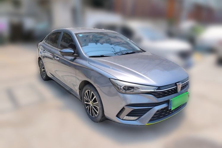 Used Roewe i5 2021 1.5L CVT Diamond Edition Front Right 45 Deg