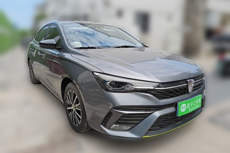 Used Roewe i5 2021 1.5L Manual Platinum Edition Front Right 45 Deg