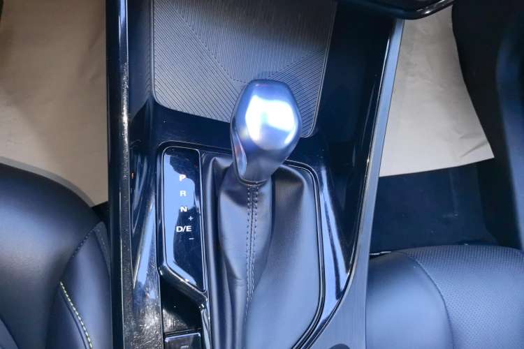 Used Roewe i5 2021 Revised 1.5L CVT Starry Edition Gear Lever