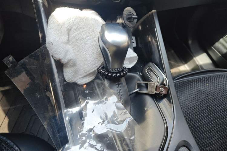Used Roewe i5 2021 1.5L CVT Diamond Edition Gear Lever