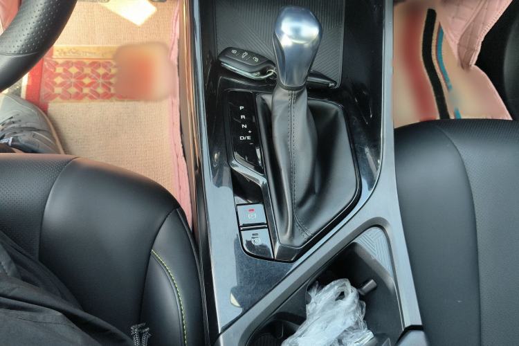 Used Roewe i5 2021 1.5L CVT Starry Edition Gear Lever