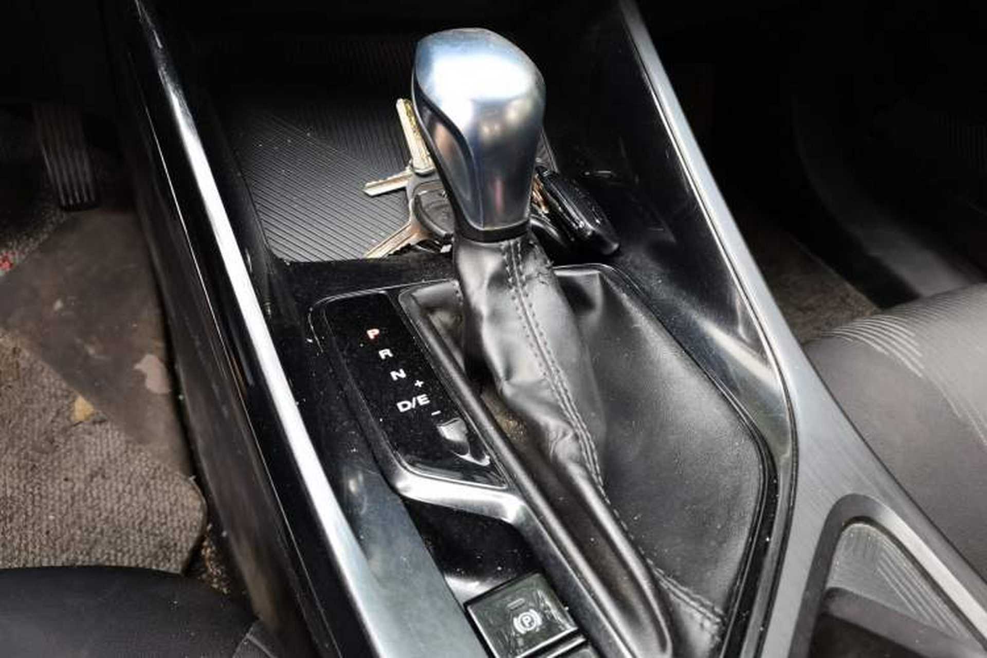 Used Roewe i5 2021 1.5L CVT Platinum Edition Gear Lever
