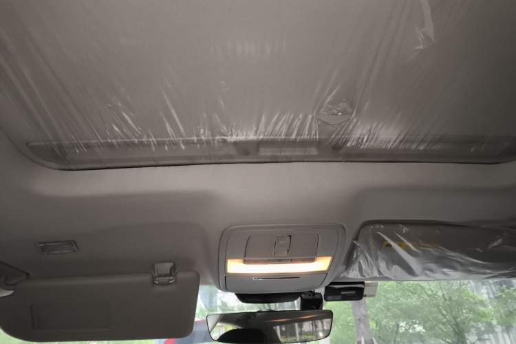Used Roewe i5 2021 1.5L CVT Platinum Edition Headliner