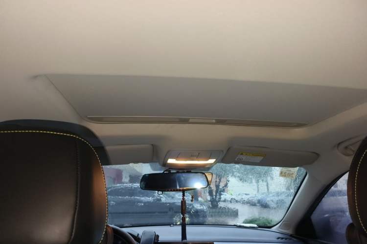 Used Roewe i5 2021 1.5L CVT Diamond Edition Headliner