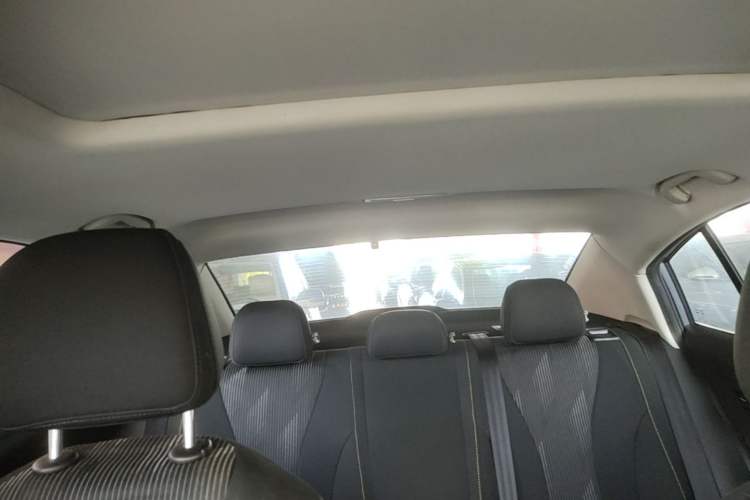 Used Roewe i5 2021 1.5L CVT Platinum Edition Headliner