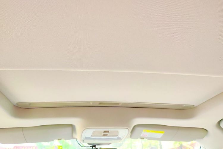 Used Roewe i5 2021 1.5L CVT Diamond Edition Headliner