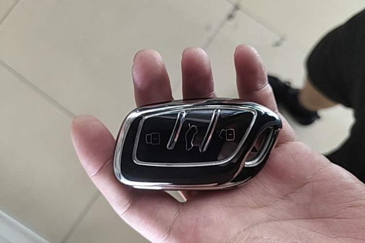 Used Roewe i5 2021 1.5L CVT Diamond Edition Interior 1