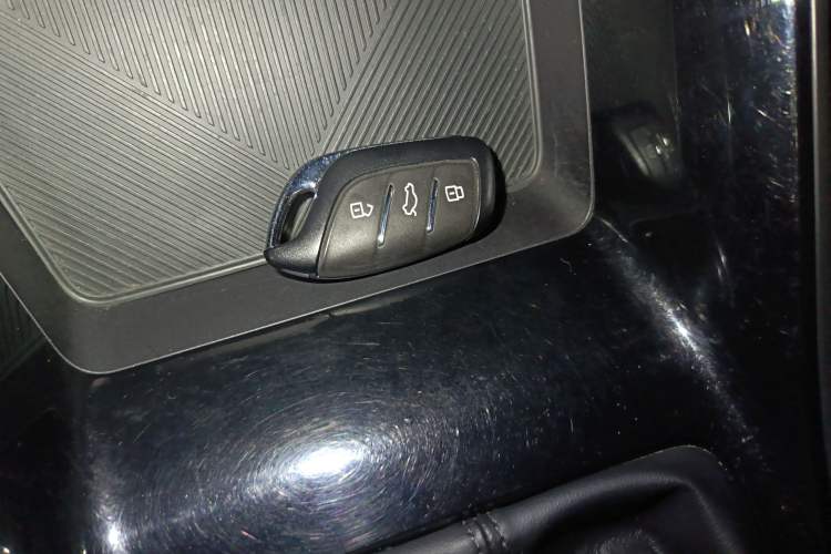 Used Roewe i5 2021 1.5L Manual Diamond Edition Interior 1