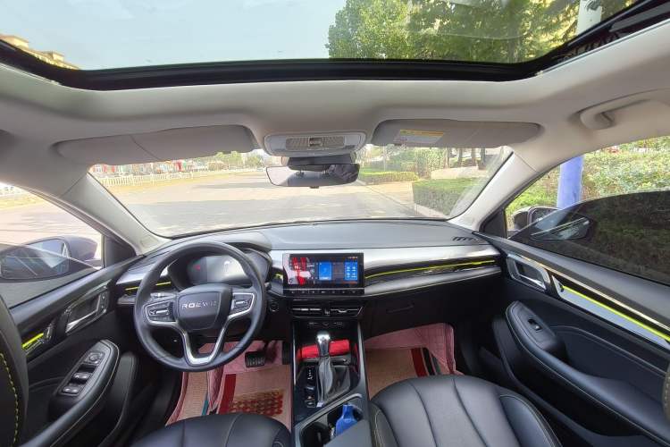 Used Roewe i5 2021 1.5L CVT Starry Edition Interior 3