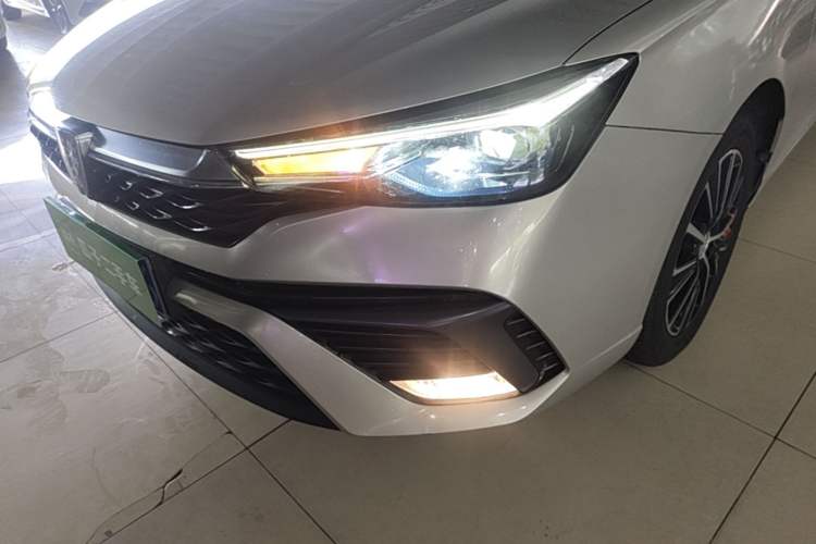 Used Roewe i5 2021 1.5L CVT Diamond Edition Left Front Headlight