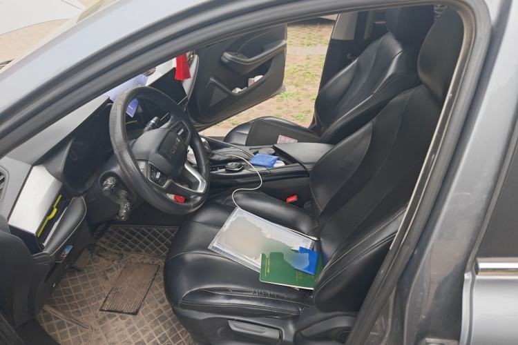 Used Roewe i5 2021 1.5L CVT Platinum Edition Left Front Seat