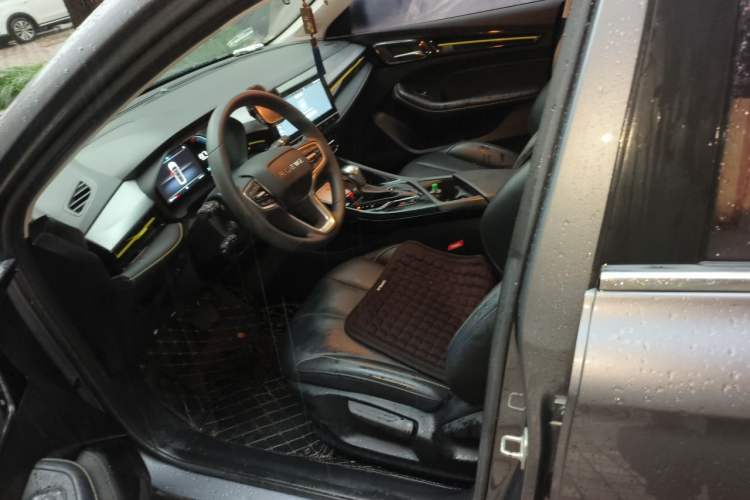 Used Roewe i5 2021 1.5L CVT Diamond Edition Left Front Seat