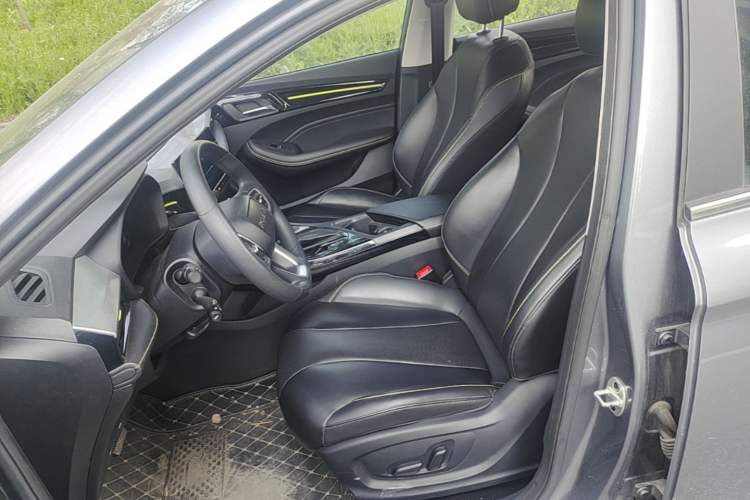 Used Roewe i5 2021 1.5L CVT Starry Edition Left Front Seat