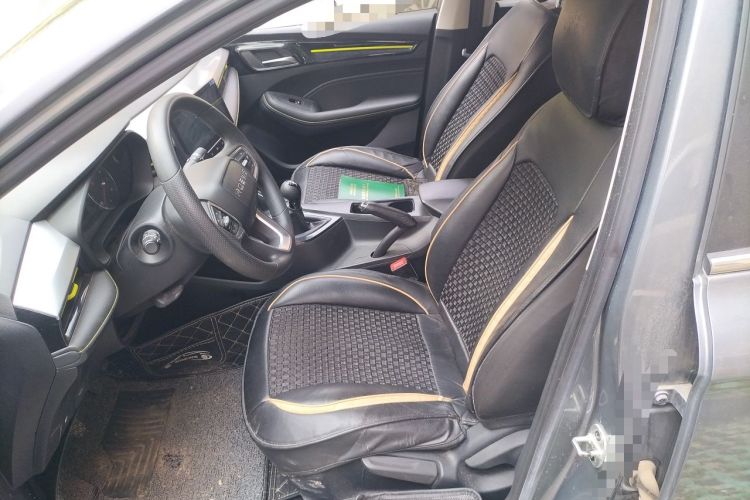 Used Roewe i5 2021 1.5L Manual Diamond Edition Left Front Seat