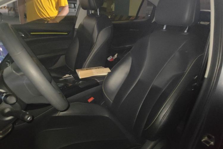 Used Roewe i5 2021 1.5L CVT Diamond Edition Left Front Seat