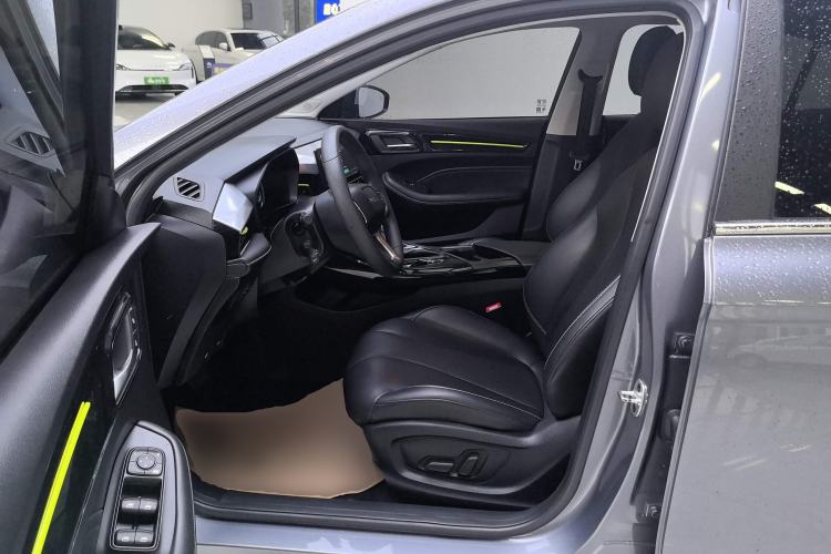 Used Roewe i5 2021 Revised 1.5L CVT Starry Edition Left Front Seat