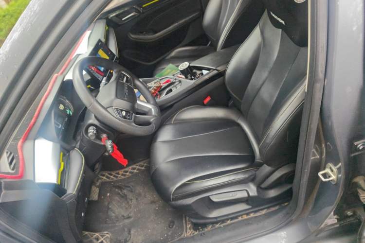 Used Roewe i5 2021 1.5L CVT Diamond Edition Left Front Seat