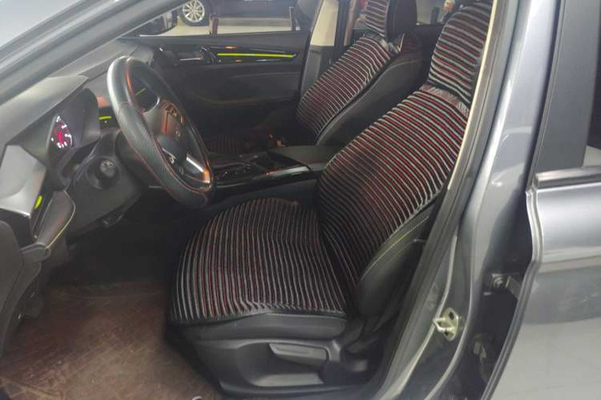 Used Roewe i5 2021 1.5L CVT Platinum Edition Left Front Seat