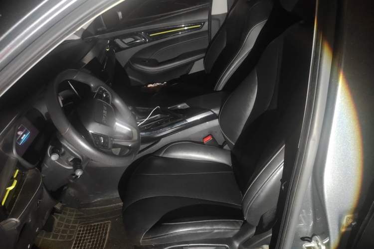 Used Roewe i5 2021 1.5L CVT Diamond Edition Left Front Seat