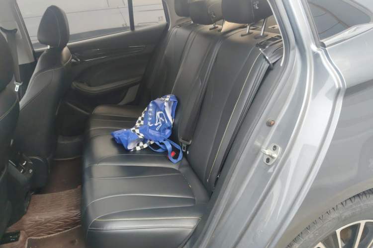 Used Roewe i5 2021 1.5L CVT Starry Edition Left Rear Seat