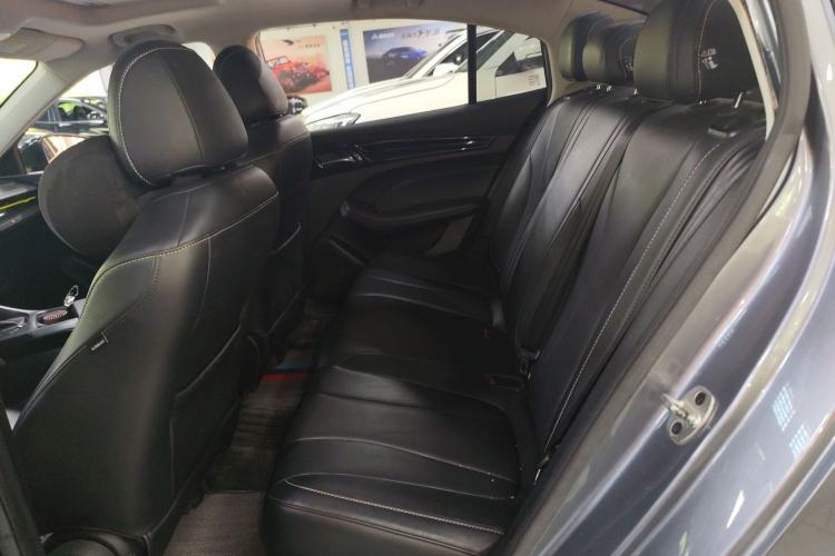 Used Roewe i5 2021 1.5L CVT Diamond Edition Left Rear Seat