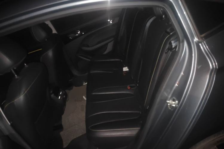Used Roewe i5 2021 1.5L CVT Diamond Edition Left Rear Seat
