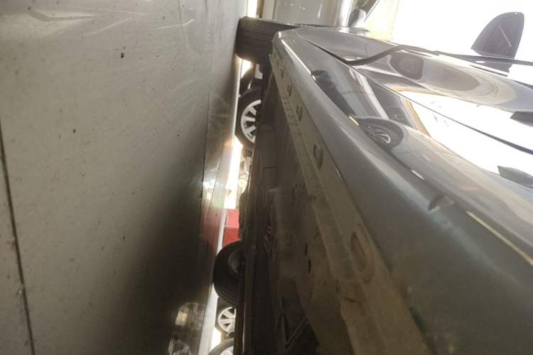 Used Roewe i5 2021 1.5L CVT Platinum Edition Left Side Sill