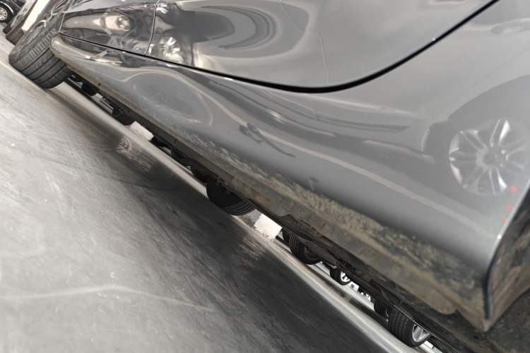 Used Roewe i5 2021 1.5L CVT Platinum Edition Left Side Sill