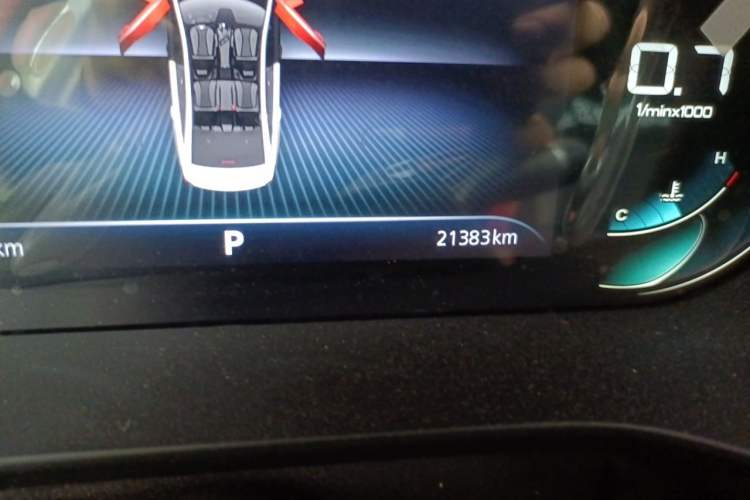 Used Roewe i5 2021 Revised Version 1.5L CVT Diamond Edition Odometer Close Up