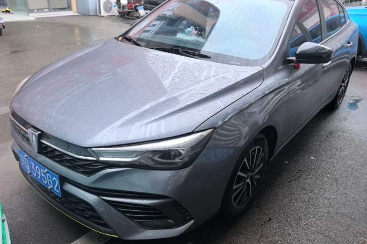 Used Roewe i5 2021 1.5L Manual Platinum Edition Guazi used car, China used car export, Used car for sale, Used cars, Cheapest cars for sale