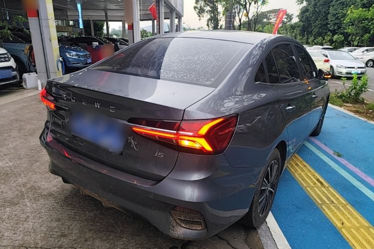 Used Roewe i5 2021 1.5L CVT Diamond Edition Rear Right 45 Deg