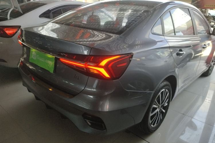 Used Roewe i5 2021 1.5L CVT Platinum Edition Rear Right 45 Deg