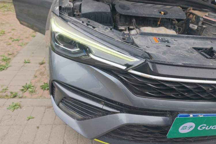Used Roewe i5 2021 1.5L CVT Platinum Edition Right Front Headlight