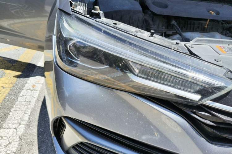 Used Roewe i5 2021 1.5L CVT Diamond Edition Right Front Headlight