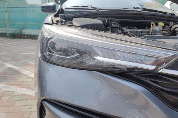 Used Roewe i5 2021 1.5L Manual Platinum Edition Right Front Headlight