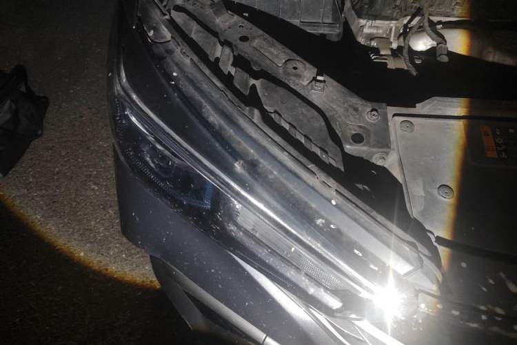 Used Roewe i5 2021 1.5L CVT Diamond Edition Right Front Headlight