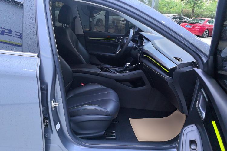 Used Roewe i5 2021 Revised 1.5L CVT Starry Edition Right Front Seat