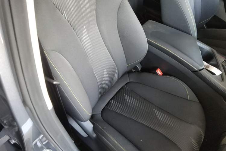 Used Roewe i5 2021 1.5L CVT Platinum Edition Right Front Seat
